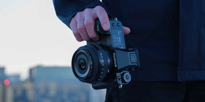 Kualitas Viewfinder dan Layar LCD yang Ditingkatkan